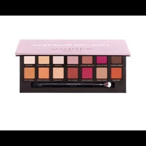 Anastasia Beverly Hills Modern Renaissance